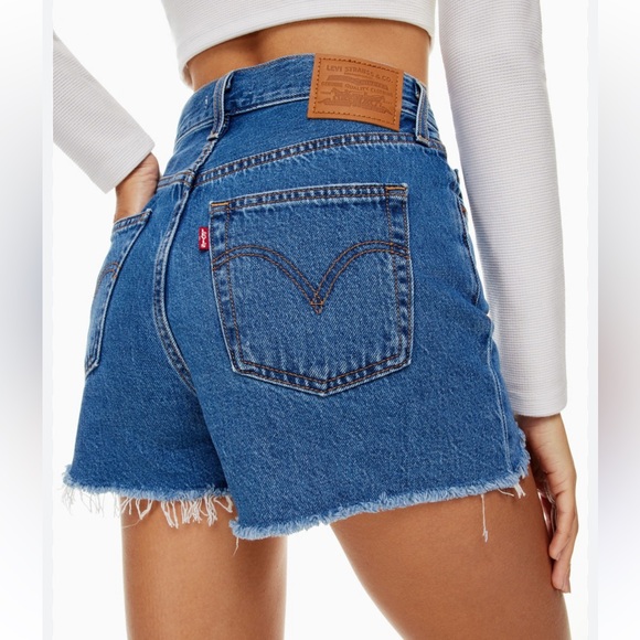 Levi's Pants - Levi's Women's Frayed Hem Ribcage Shorts 32